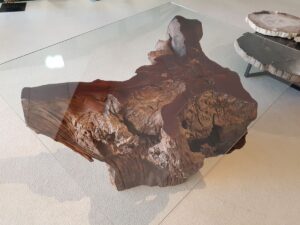 Tree trunk table 12726