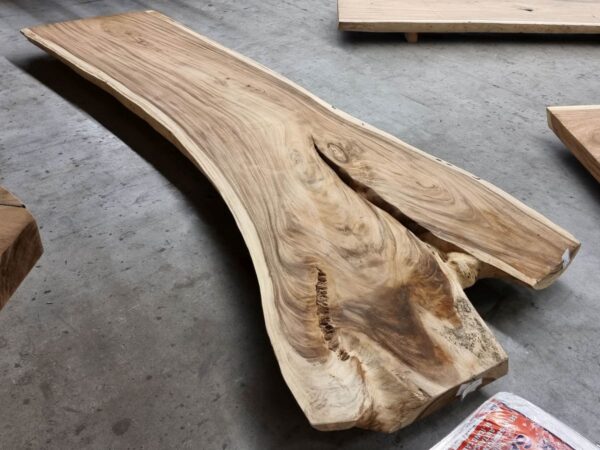 Table suar 30527