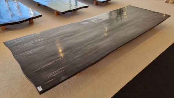 Tisch versteinertes Holz 45145
