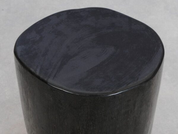 Side table petrified wood 49080