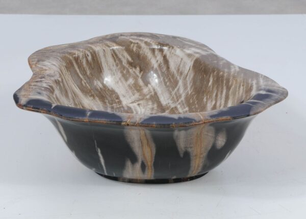 Bowl petrified wood 52373