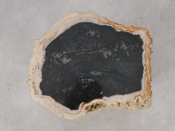 Side table petrified wood 53034